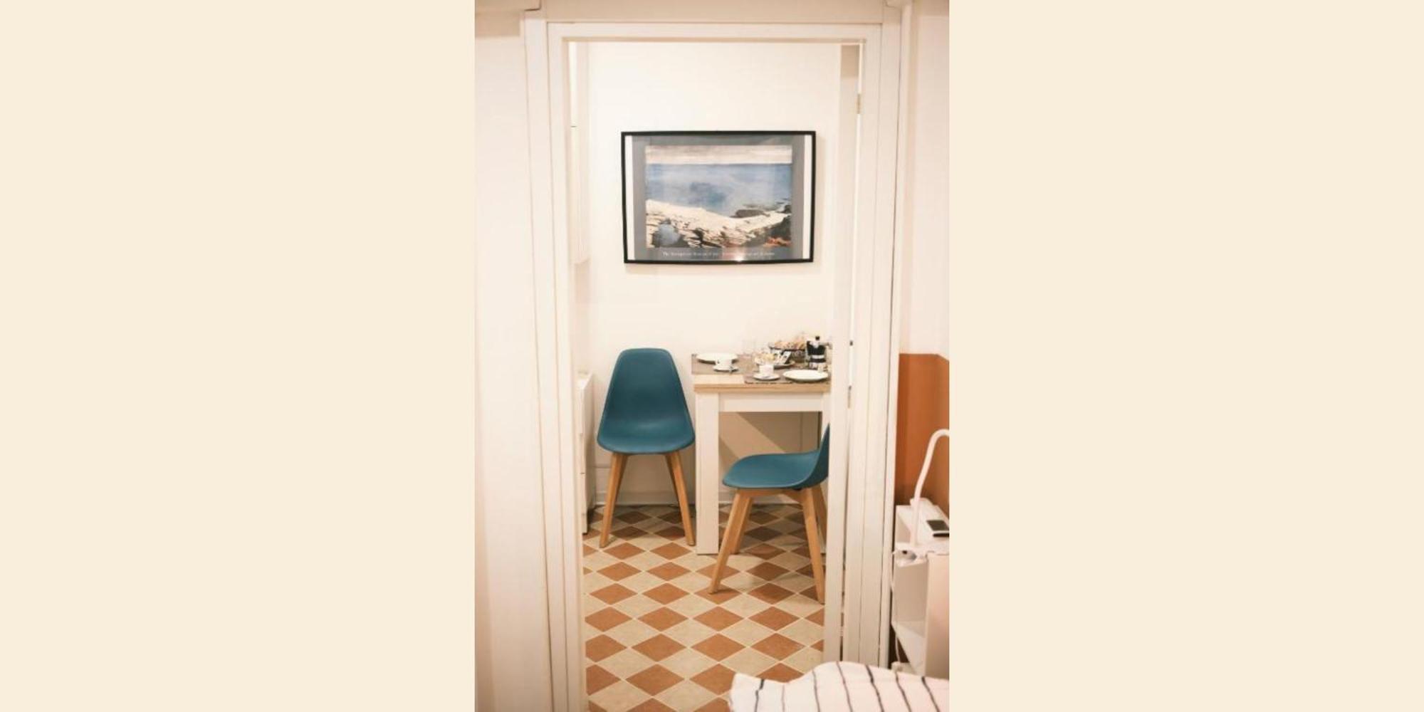 Nespolino, Piccola Casetta In Centro Storico Al Piano Terra Con Piccolo Spazio Esterno Privato Naples Exterior photo